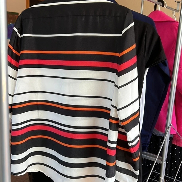 Calvin Klein sheer button down blouse size Small - Picture 7 of 10